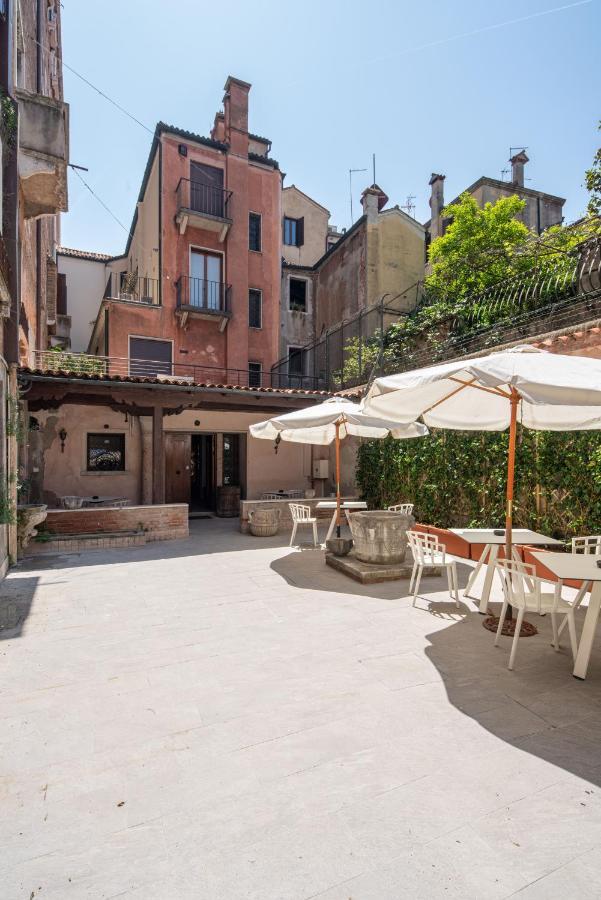 Palace Canal View By Wonderful Italy Venice Exterior photo